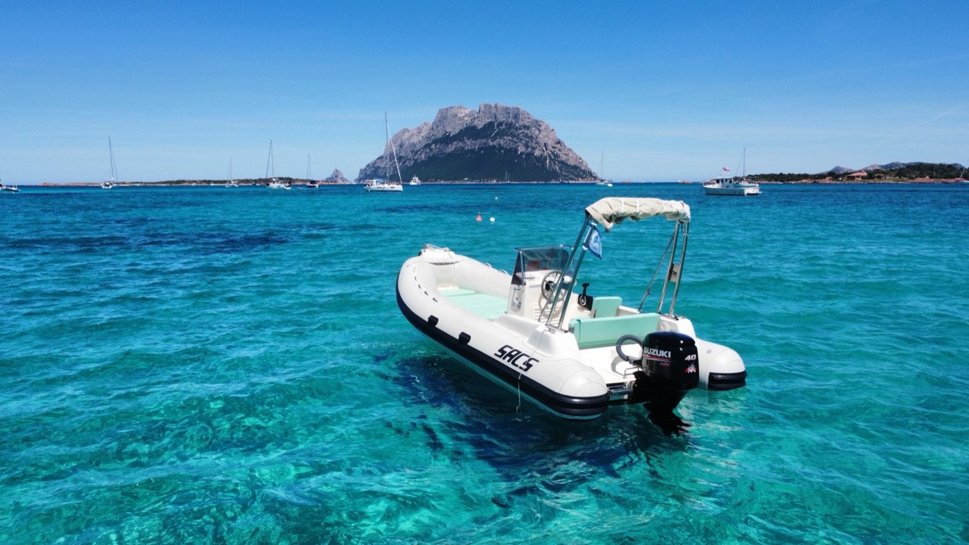 Gommone SACS 5.5m senza patente — Olbia, Sardegna
